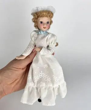 Vintage Vintage Porcelain Doll Ladies of the Era Magazine about Doll Size ONE SIZE - 6 Thumbnail