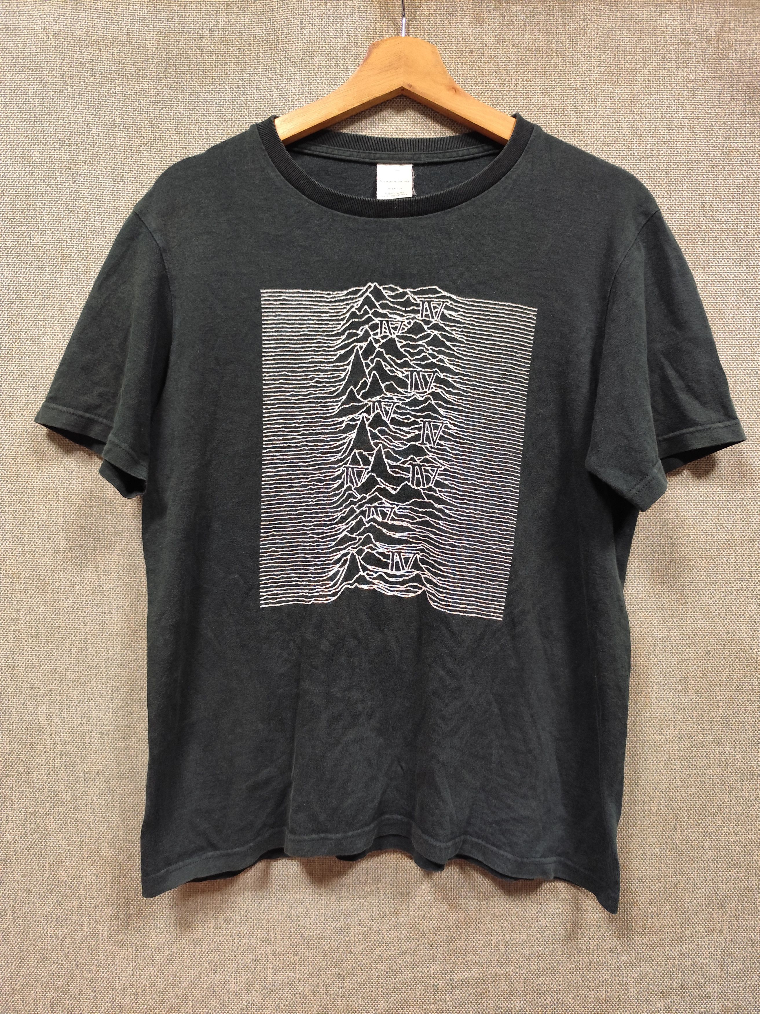 Number (N)ine SS01 Number (N)ine Joy Division "Unknown Pleasures" Tee Size US M / EU 48-50 / 2 - 1 Thumbnail