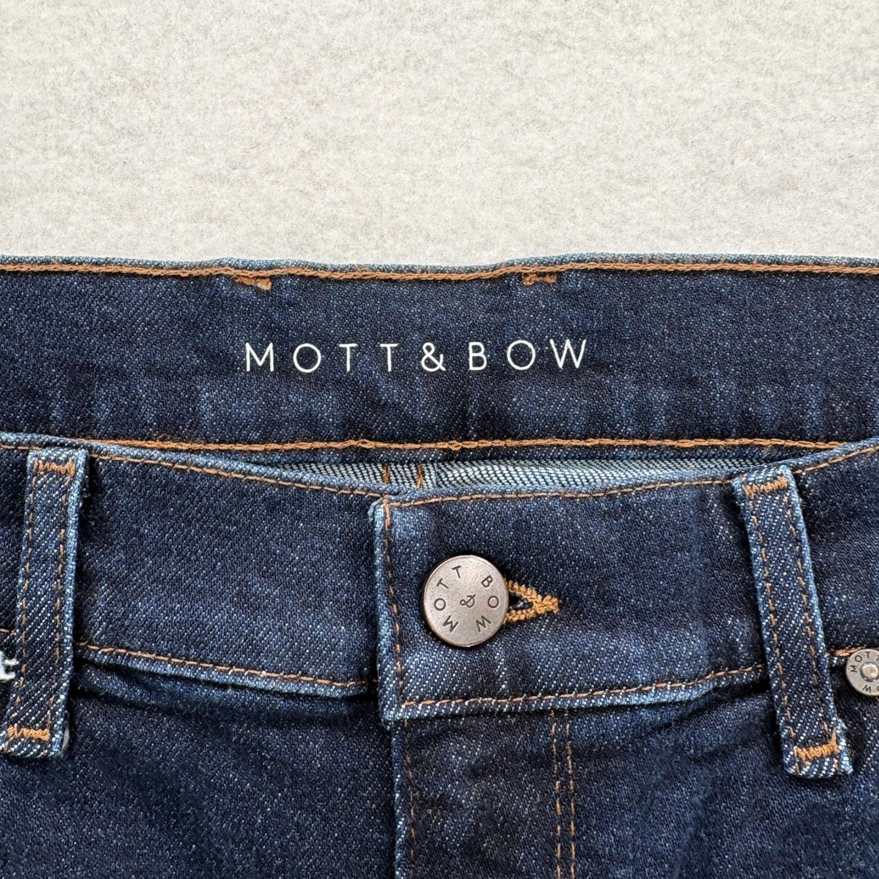 Mott & Bow Mott & Bow Jeans Slim Mens 35x34 Blue Dark Wash Denim Pants Slim Stretch Cotton Blend Pockets Zip 35 Inseam Straight Size US 35 - 4 Thumbnail
