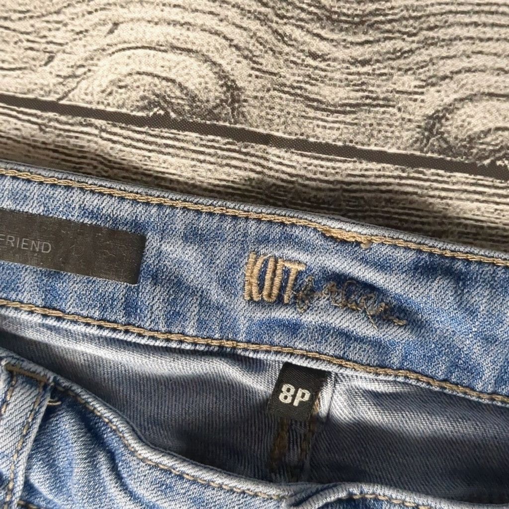 Other Kut from the kloth distressed boyfriend jeans size 8 petite Size 30" / US 8 / IT 44 - 2 Thumbnail
