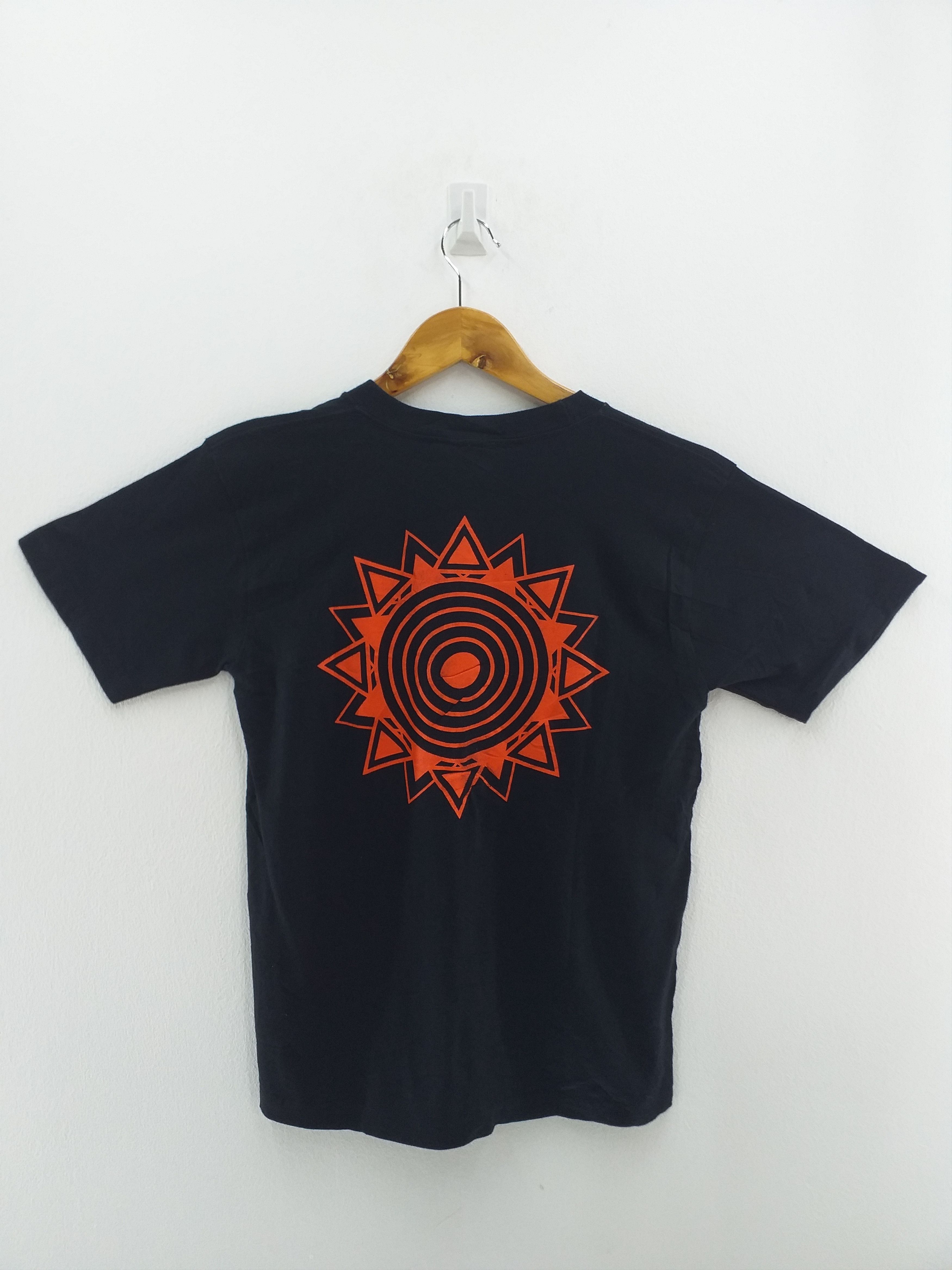 Anime Anime Yoshimoto Kogyo Medium T-shirt -A021 Size US L / EU 52-54 / 3 - 1 Thumbnail