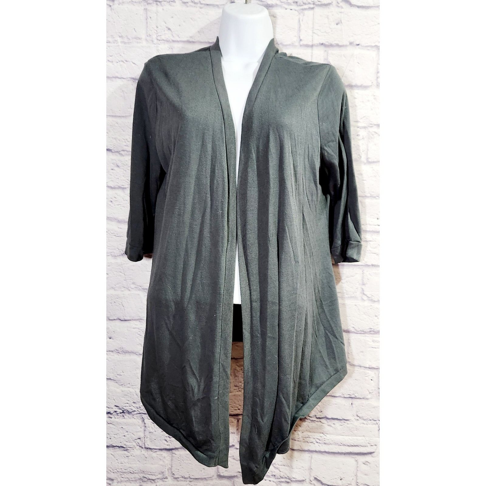 Other No Boundaries Gray Cardigan XL 15 17 Juniors Crochet Back Size XL / US 12-14 / IT 48-50 - 1 Thumbnail