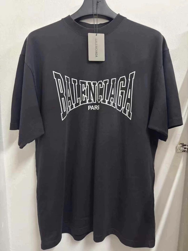 Balenciaga Balenciaga Black short sleeve with explosive crack Size US XS / EU 42 / 0 - 1 Thumbnail