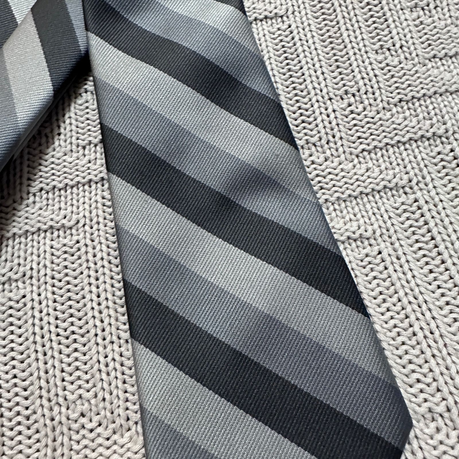 Vintage Vintage Jean Pierre silver striped men's tie Size ONE SIZE - 2 Thumbnail