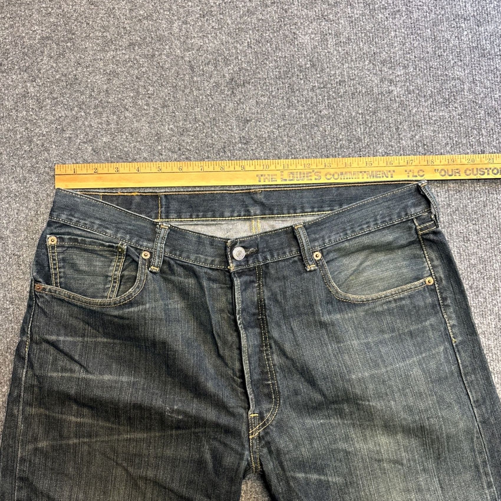 Levi's Levi’s 501 Jeans 36 X 29 Dark Blue Denim Button Fly Straight Men Regular Size: 36 Inseam 29 Size US 36 / EU 52 - 5 Thumbnail