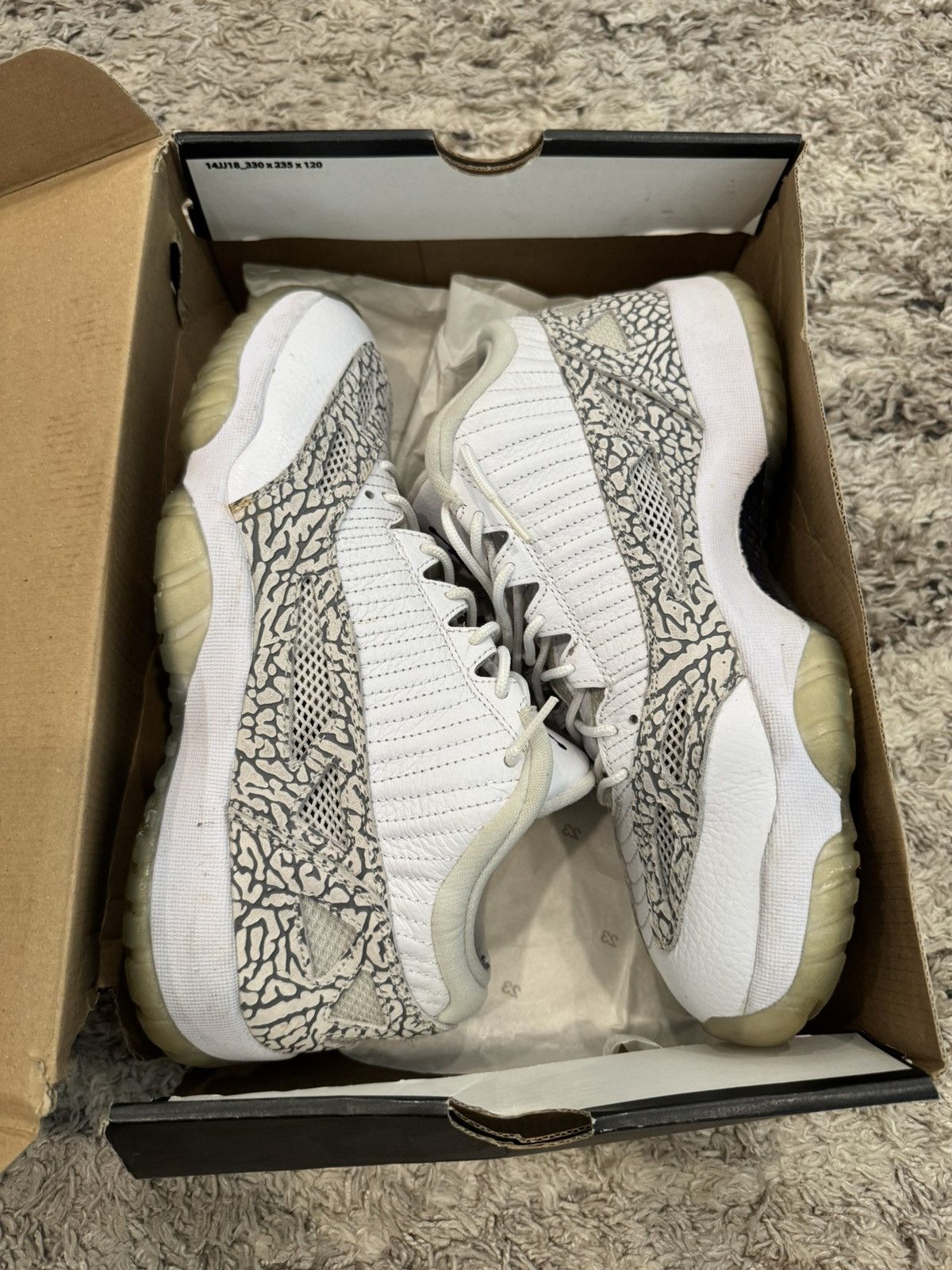 Jordan Brand Jordan 11 Retro Low Size US 10 / EU 43 - 1 Thumbnail