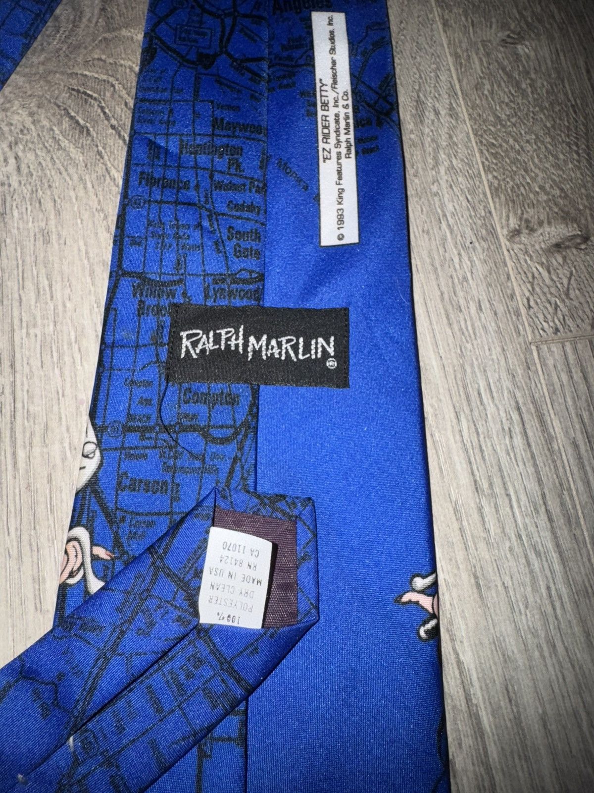 Ralph Marlin VINTAGE 1993 - EZ Rider Betty Boop Ralph Marlin Tie Size ONE SIZE - 7 Thumbnail
