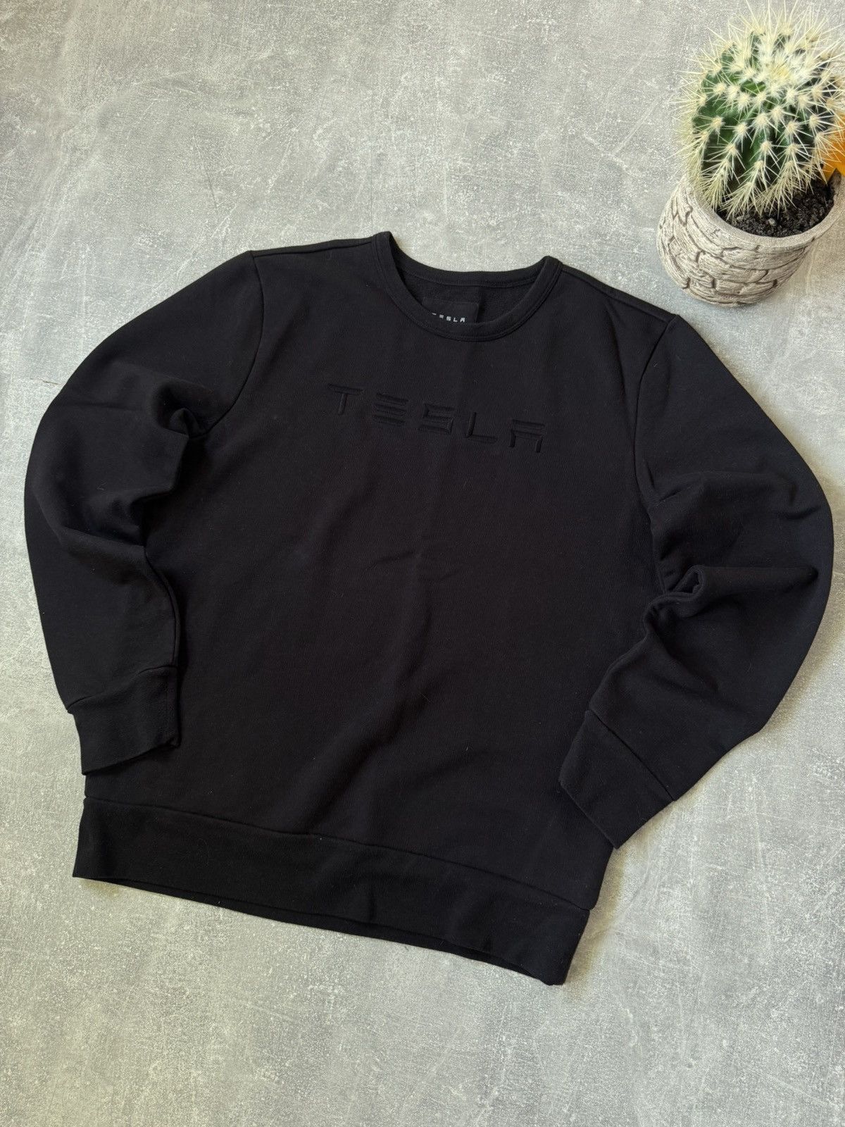 Other Sweatshirt with embroidered Tesla logo Size US L / EU 52-54 / 3 - 4 Thumbnail