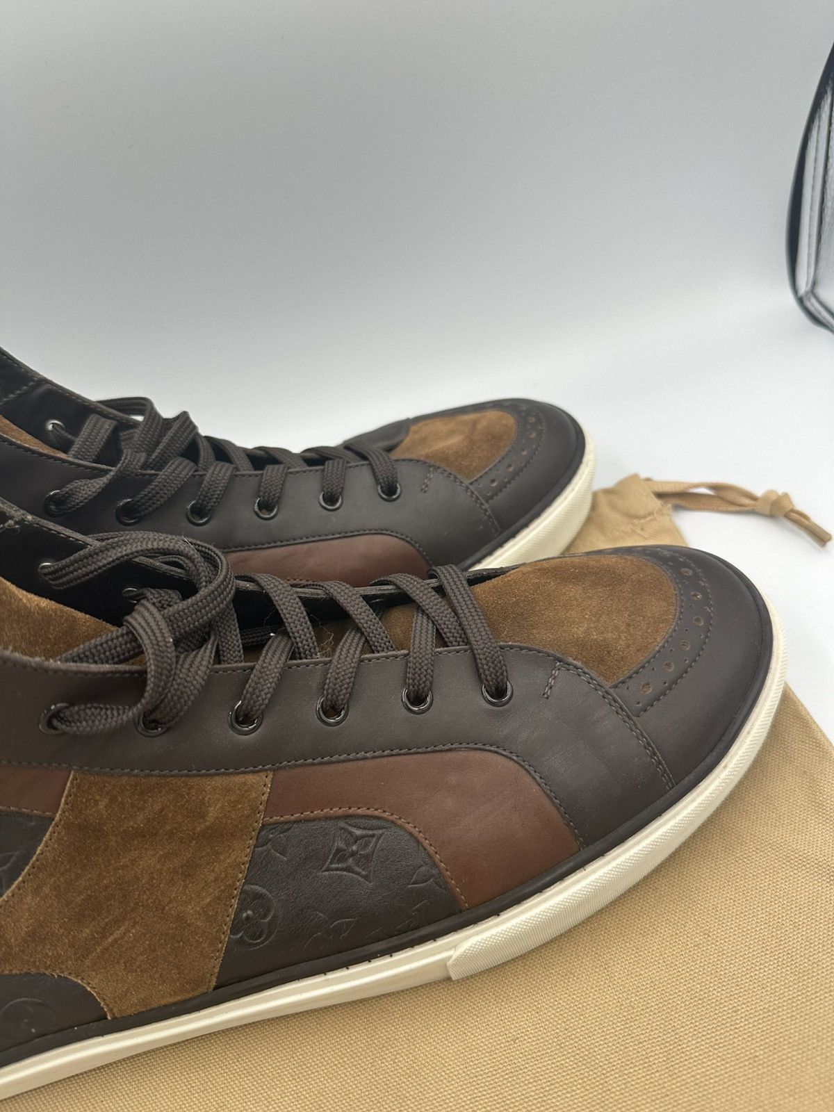 Louis Vuitton Louis Vuitton High Top Sneakers Size US 13 / EU 46 - 4 Thumbnail