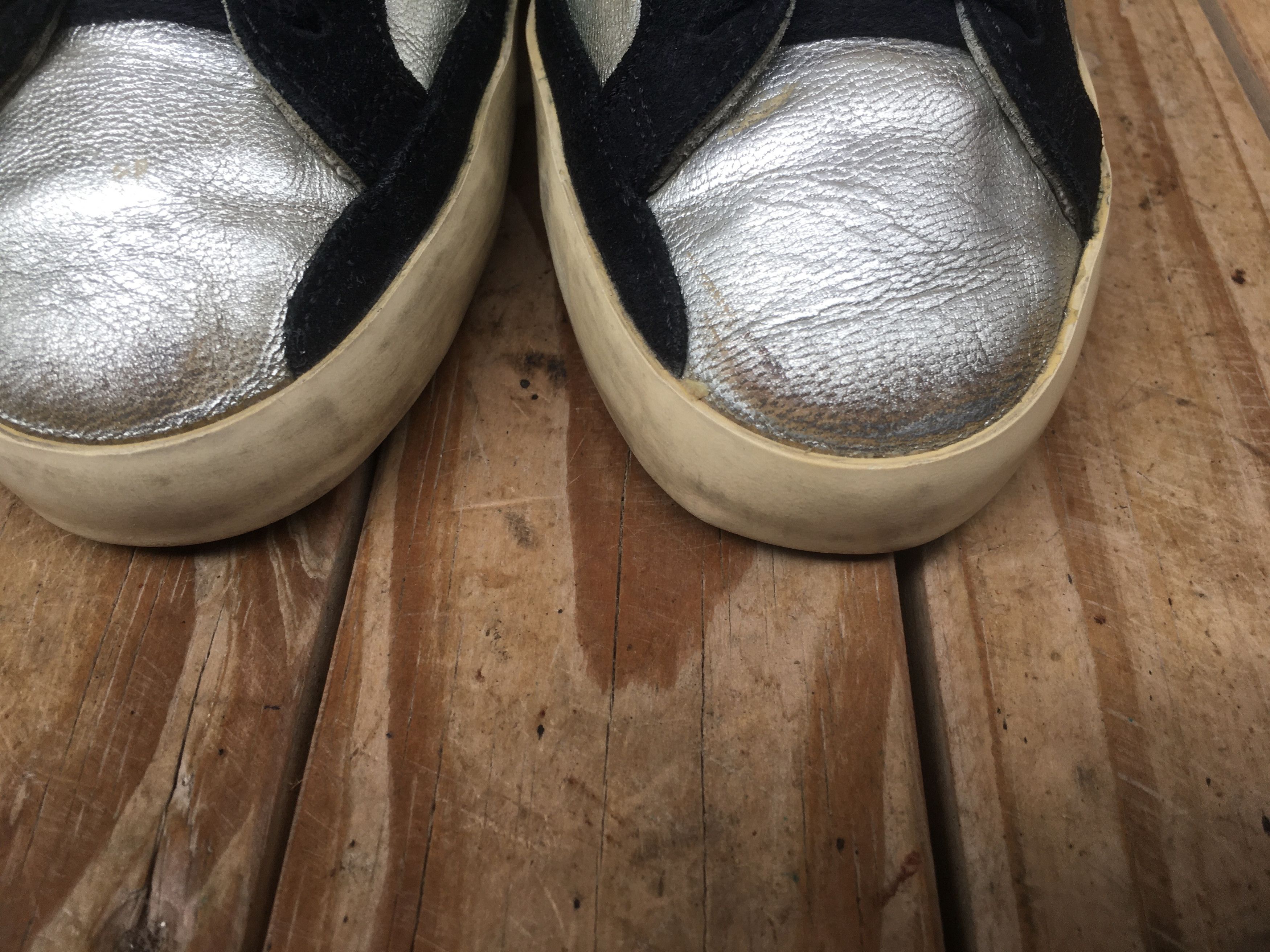 Golden Goose Golden Goose silver patent sneakers size UK 35 Size US 5 / IT 35 - 4 Thumbnail