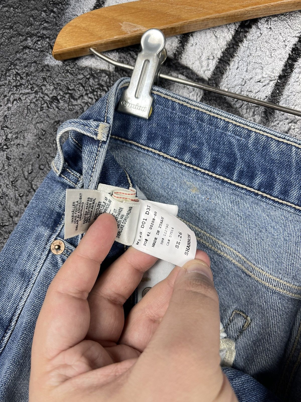 True Religion True Religion Shannon Distressed Denim Slim Jeans Women’s 26 Size 26" / US 2 / IT 38 - 18 Thumbnail