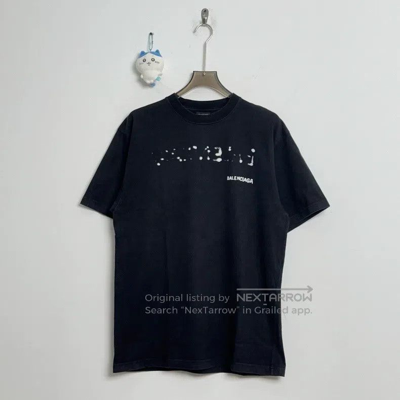 Balenciaga Balenciaga Front and Back Spray Painted Letter Logo Short Size US XXS / EU 40 - 1 Thumbnail