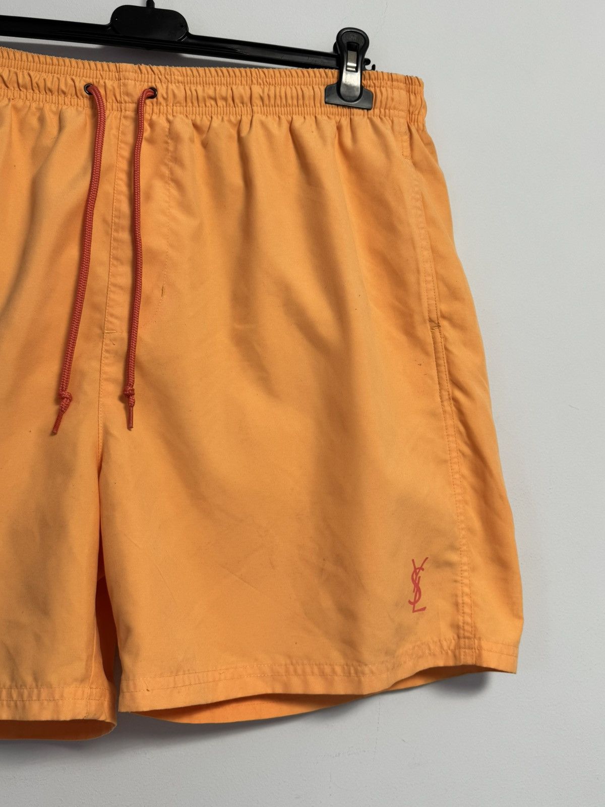 Yves Saint Laurent Yves Saint Laurent Shorts Size US 36 / EU 52 - 2 Thumbnail
