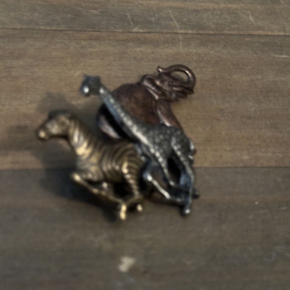 Vintage Vintage bronze copper and silver safari animals brooch Size ONE SIZE - 4 Thumbnail