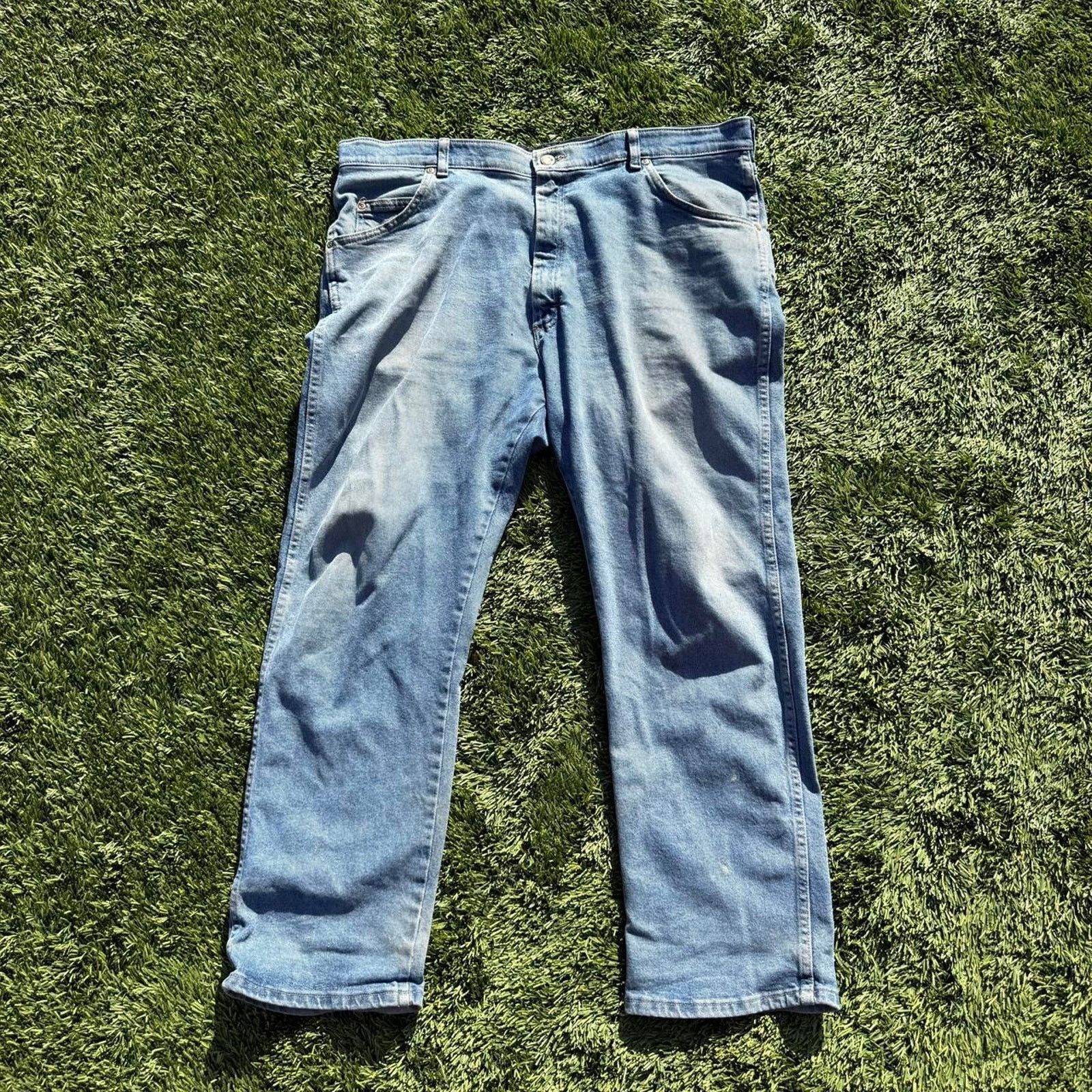 Wrangler Wrangler Straight Fit Baggy Jeans 40x29 Medium Wash Size US 40 / EU 56 - 1 Thumbnail