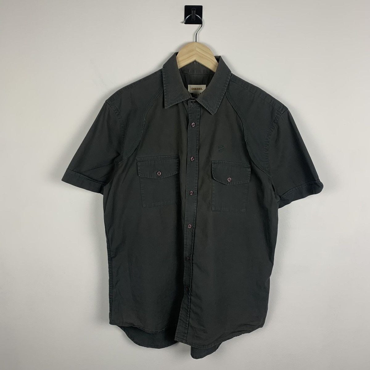 Diesel Vintage Diesel Multipocket Shirt Short Sleeve Size XL Faded Size US XL / EU 56 / 4 - 1 Thumbnail