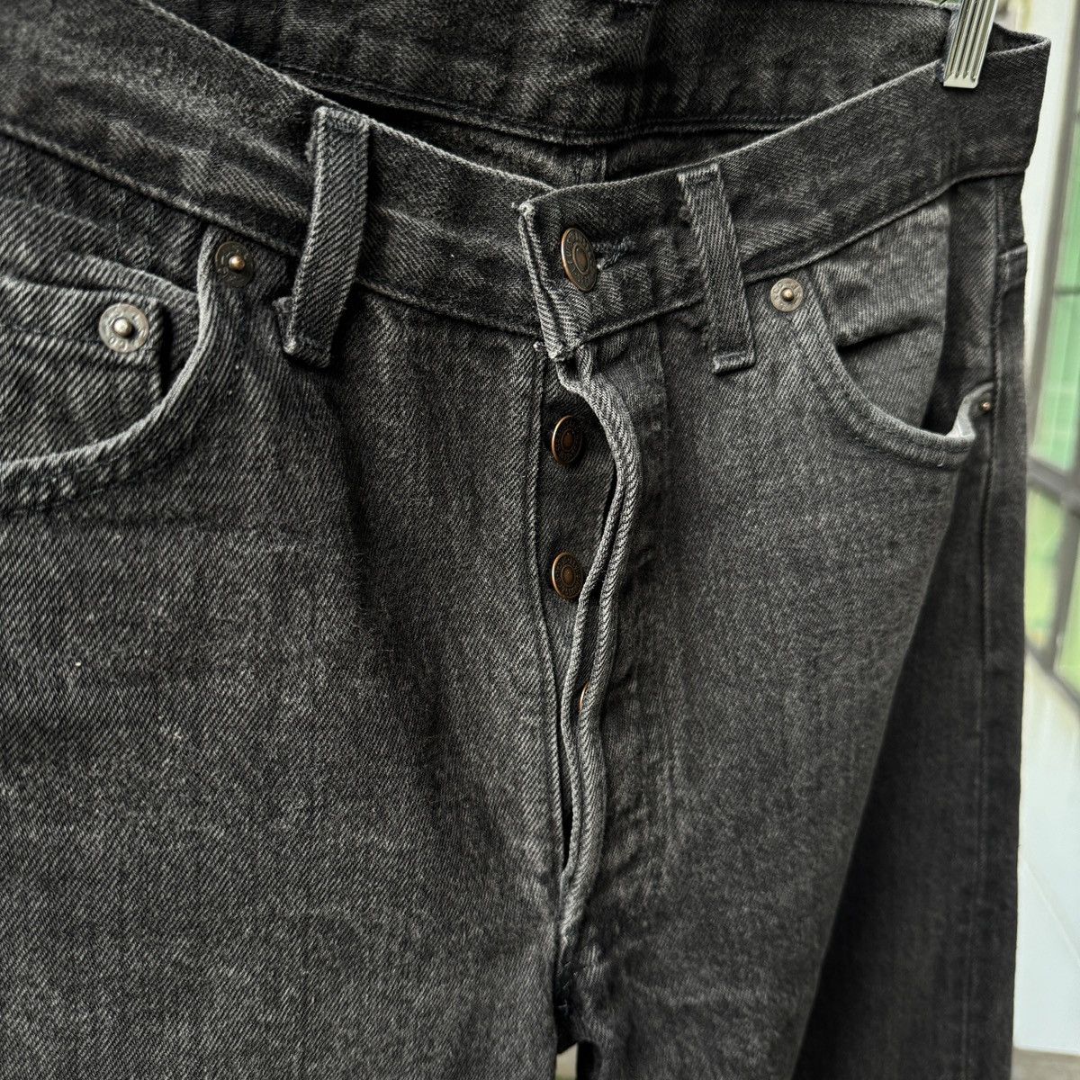 Levi's Vintage 1980s Levi's 501 Black Denim Jeans USA ERD Grunge Size US 30 / EU 46 - 6 Thumbnail