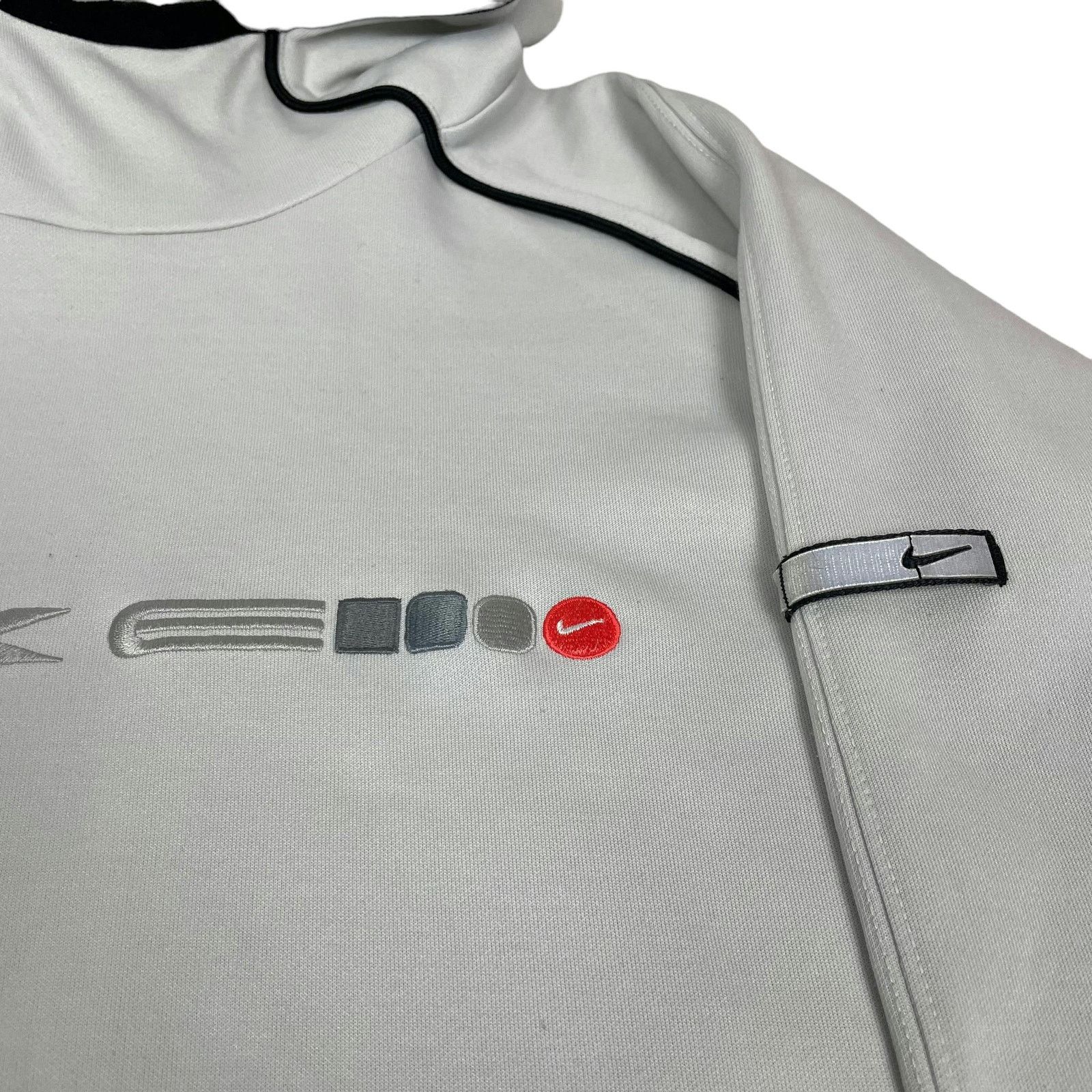 Nike × Vintage Nike Adults Gray Long Sleeve Embroidered Pullover Hoodie M Size US M / EU 48-50 / 2 - 3 Thumbnail
