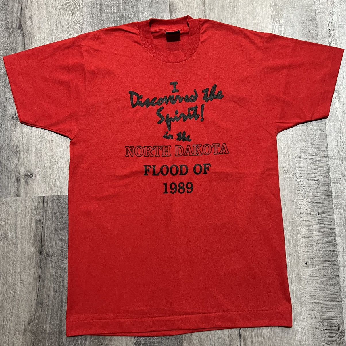 Vintage VTG I Discovered The Spirit North Dakota Flood Of 1989 Shirt Size US L / EU 52-54 / 3 - 1 Thumbnail