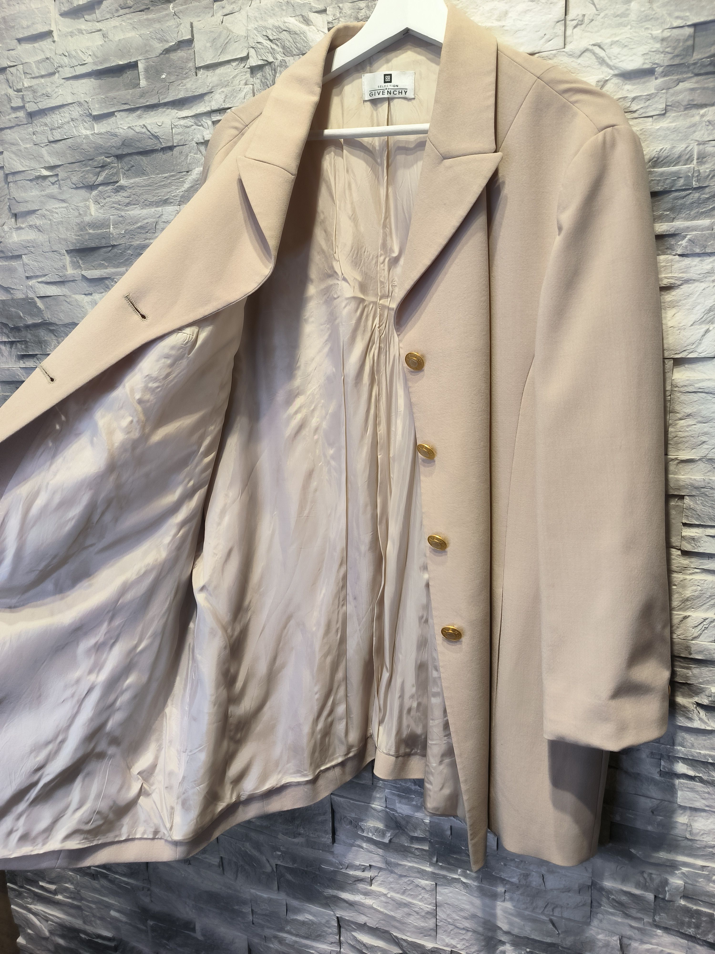 Givenchy × Vintage Vintage Selection de Givenchy Coat Trench Beige Size XXL / US 16-18 / IT 52-54 - 4 Thumbnail