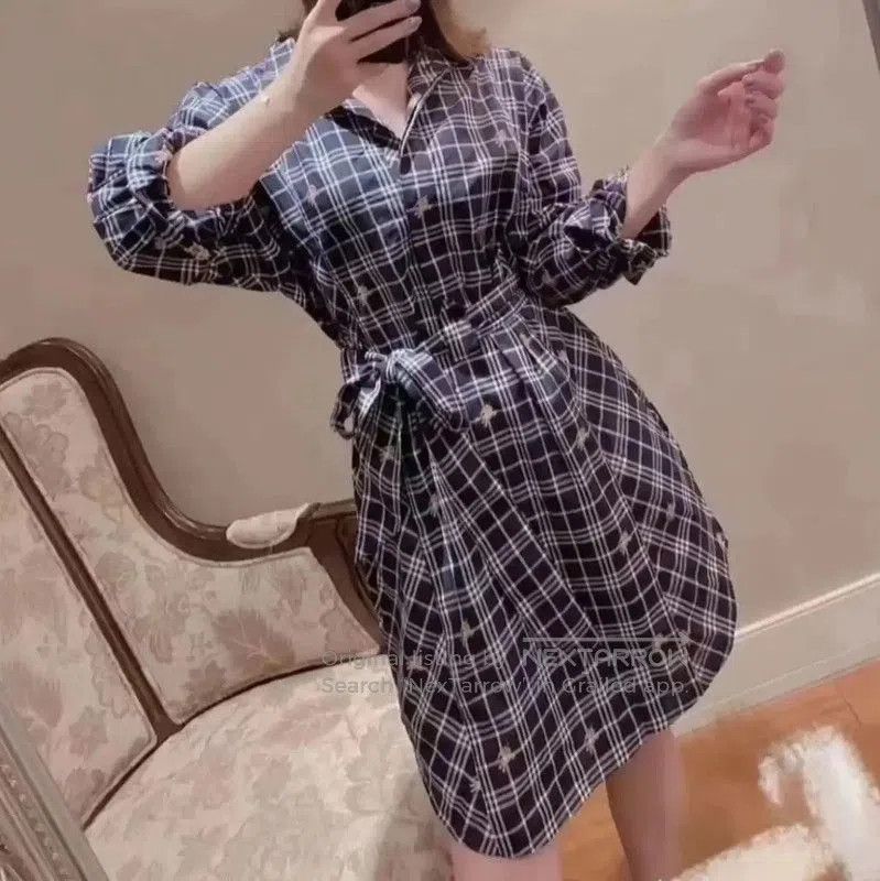 Burberry Burberry M-Size Multi-Color Long Sleeve Dress. Size M / US 6-8 / IT 42-44 - 9 Thumbnail