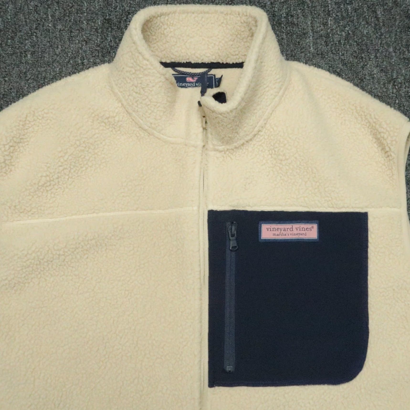 Vineyard Vines Vineyard Vines Vest Mens 2XL Beige Full Zip Pockets Zip Mid-Length Knit Fleece Winter Fall Spring Casual Travel Workwear 2XB Mens Size US XXL / EU 58 / 5 - 2 Thumbnail