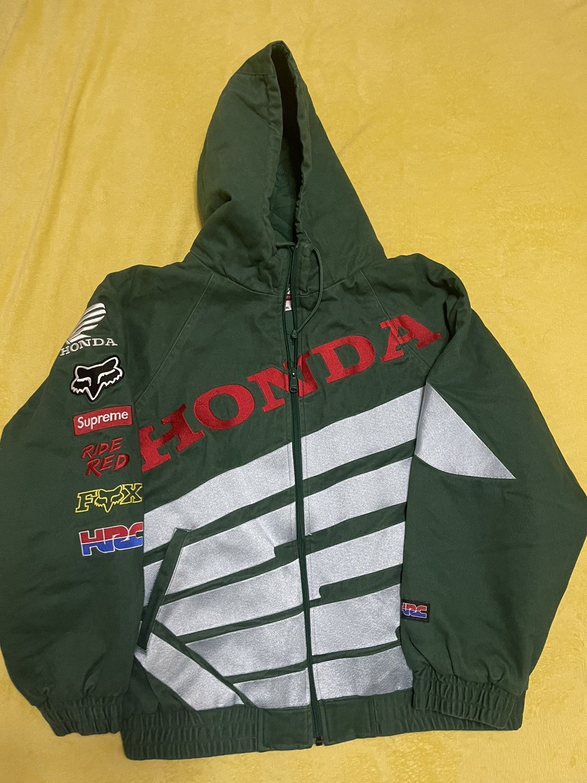 Supreme honda fox racing discount puffy zip up jacket red