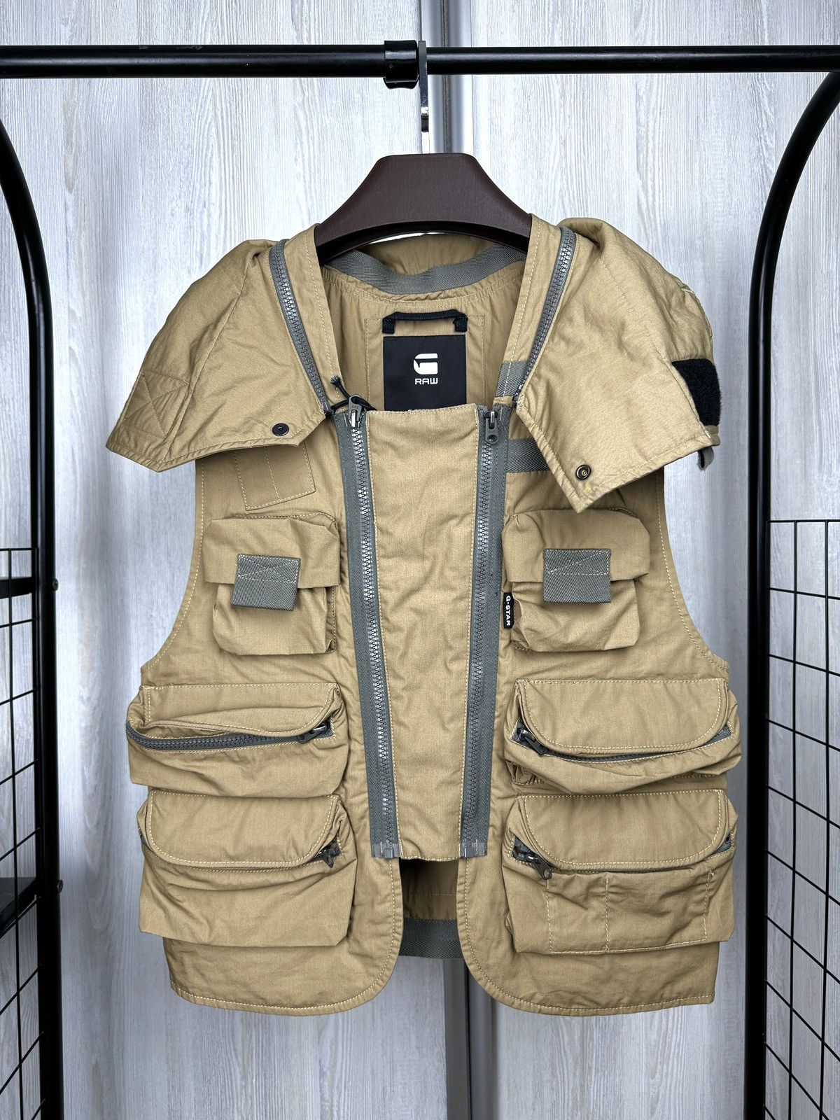 G-Star G-Star Raw E 3D Multi Pockets Poplin Vest Sand Beige Size US S / EU 44-46 / 1 - 19 Thumbnail