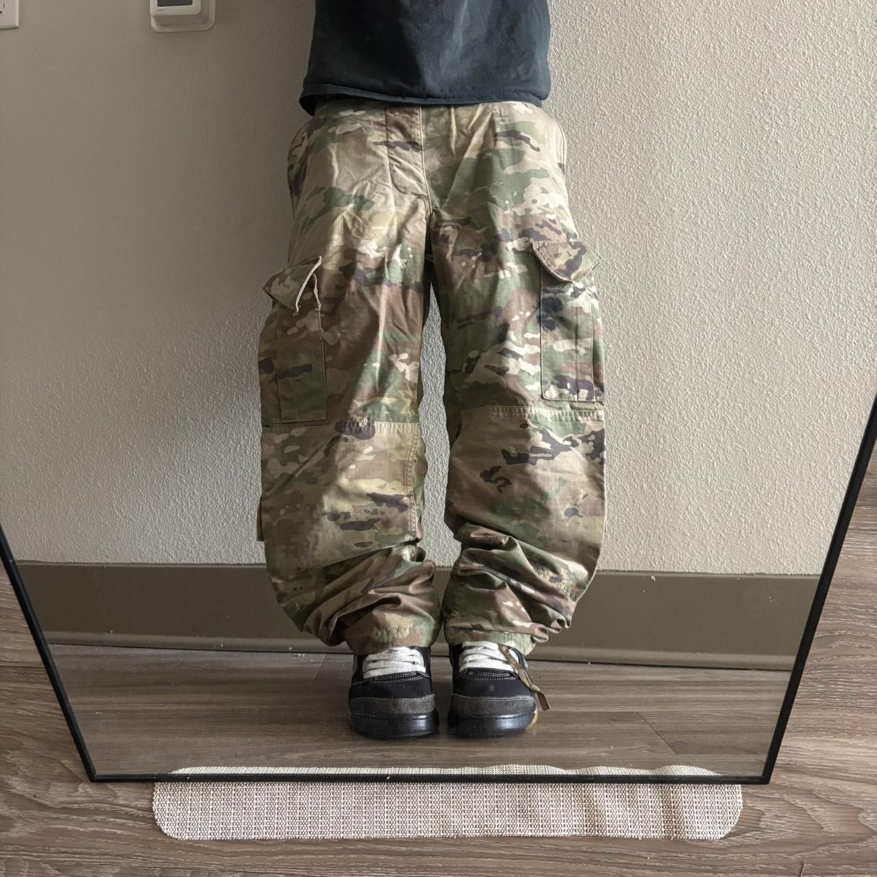 Japanese Brand Vintage Y2K/2000s Military Camo Streetwear Skater Cargo Pants! 34x32 Size US 34 / EU 50 - 1 Thumbnail