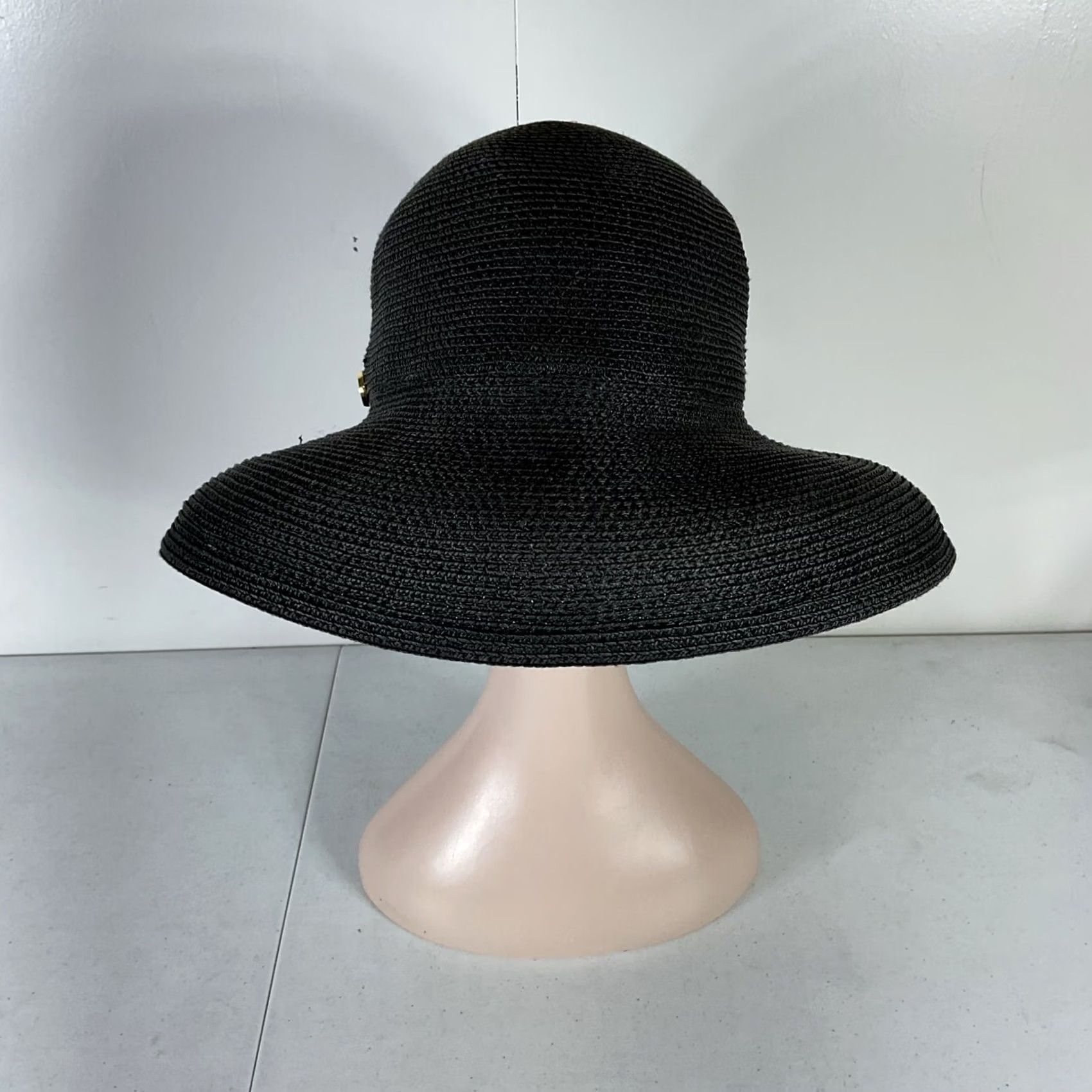VINTAGE Eric Javits Hat Womens One Size Black Straw Squishee  display picture 1