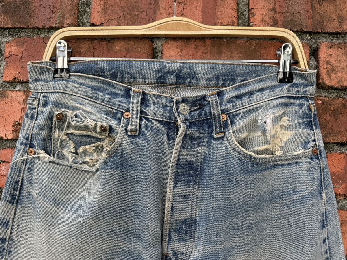Levi's Vintage Clothing W31x32 Vintage levi’s 501 redline 80s distressed selvedge Size US 31 - 7 Thumbnail