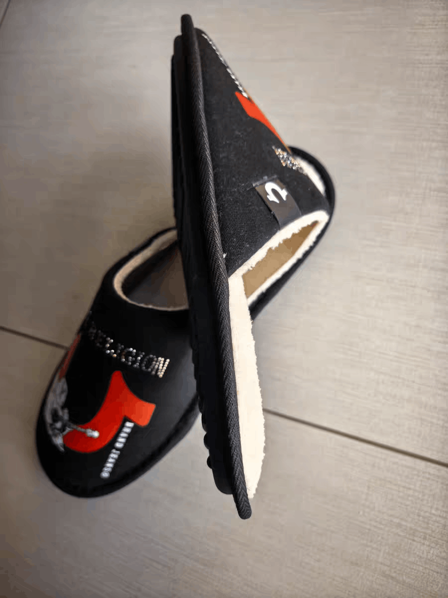 True Religion true religion slippers Size US 9 / EU 42 - 2 Thumbnail