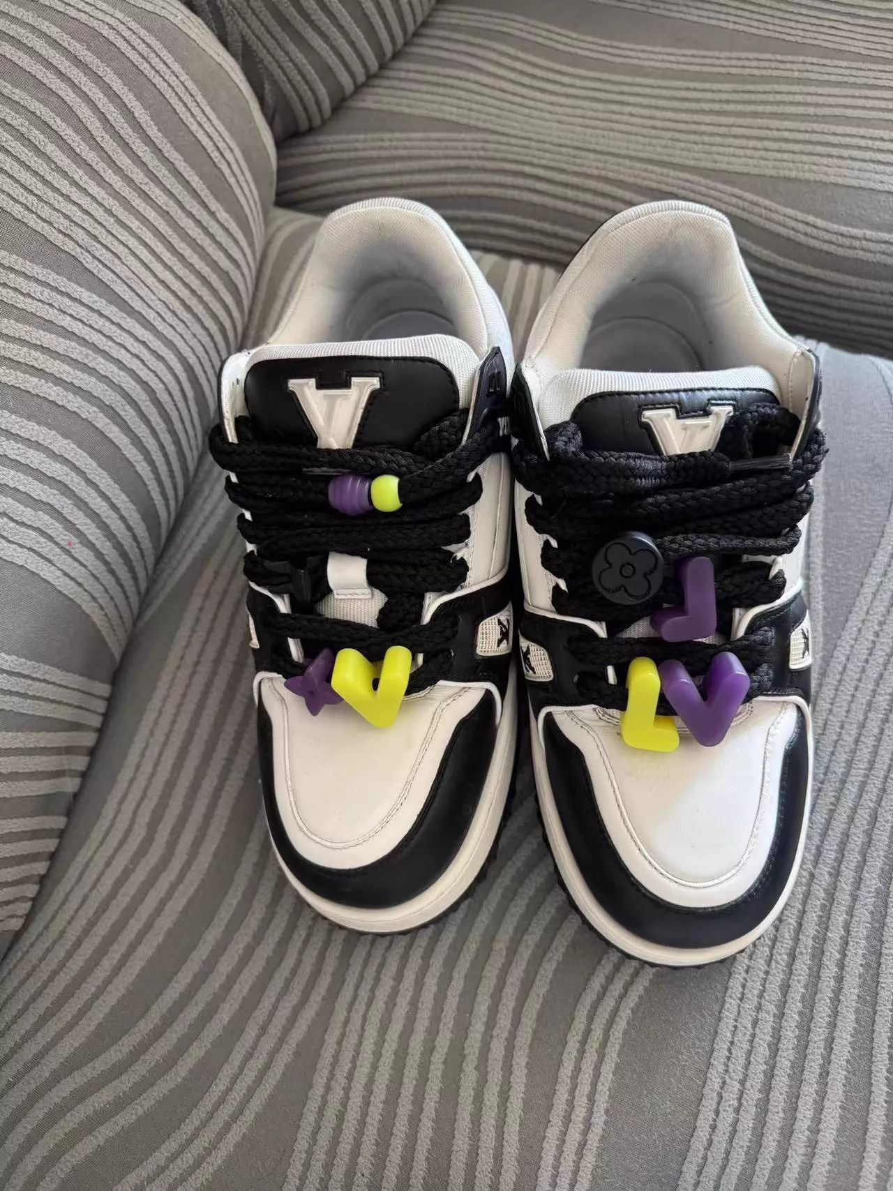 Louis Vuitton LV Jigglypuff Sneakers EU 41 Size US 8 / EU 41 - 1 Thumbnail