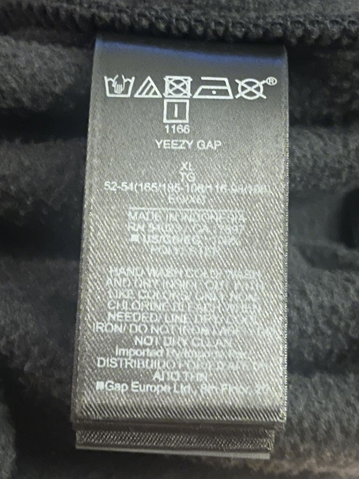 Balenciaga × Gap × Yeezy Polar fleece black H09 Size US XL / EU 56 / 4 - 6 Thumbnail