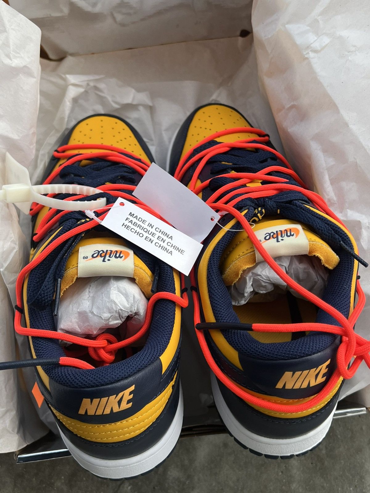 Nike × Off-White Nike Dunk Low x OFF WHITE Michigan New! Size US 10.5 / EU 43-44 - 9 Thumbnail