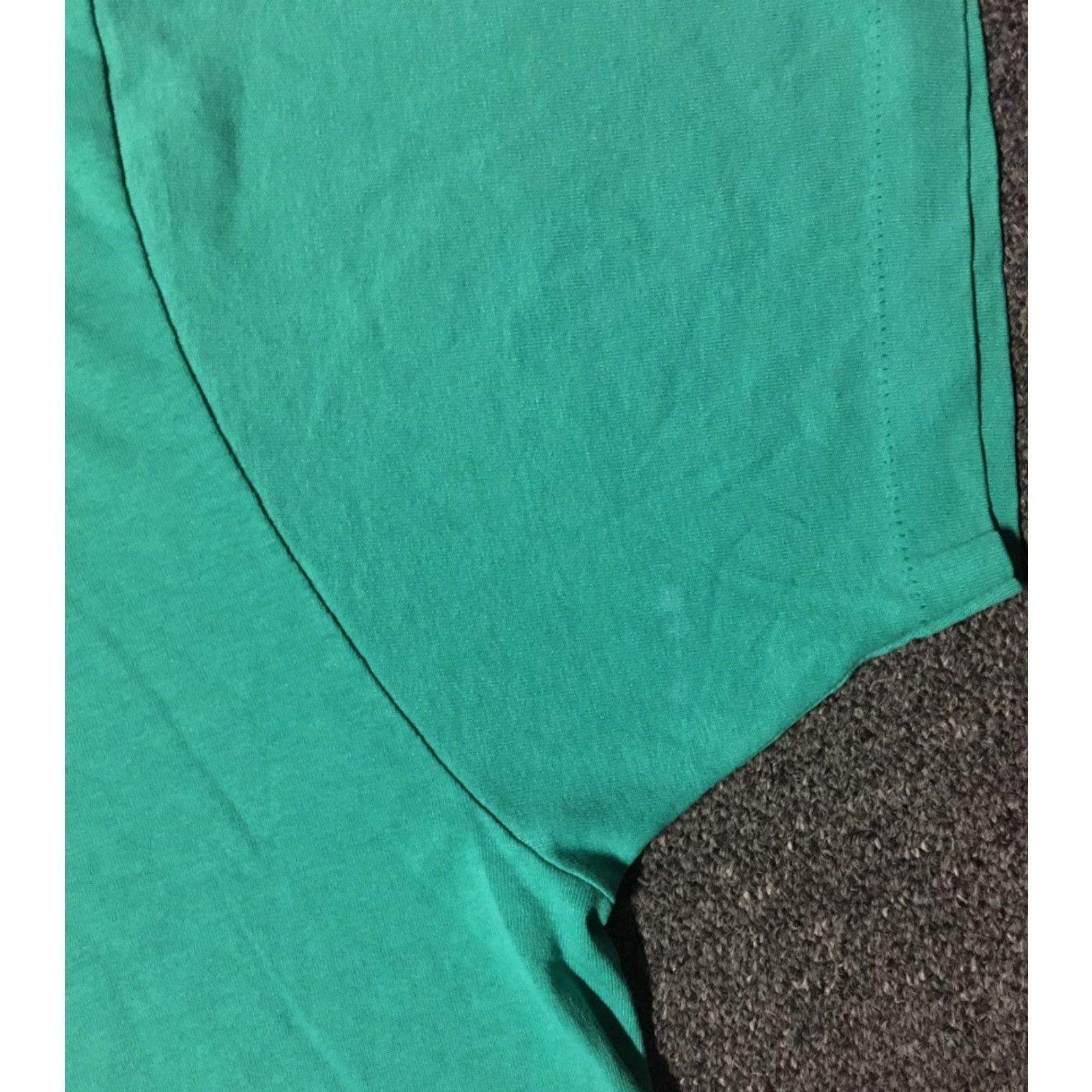 Fruit Of The Loom Vtg 80s The Dug-Out Bar Arizona Faded Shirt L Green USA Vintage Shirt Mens L USA Bar Arizona Faded Shirt 80s Grunge Humor Classic 90s Size US L / EU 52-54 / 3 - 7 Thumbnail