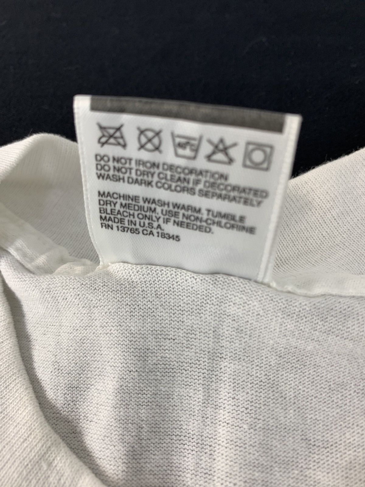 Vintage 90s Altruso International NGO All National Flag Printed Tee Size US XL / EU 56 / 4 - 6 Thumbnail