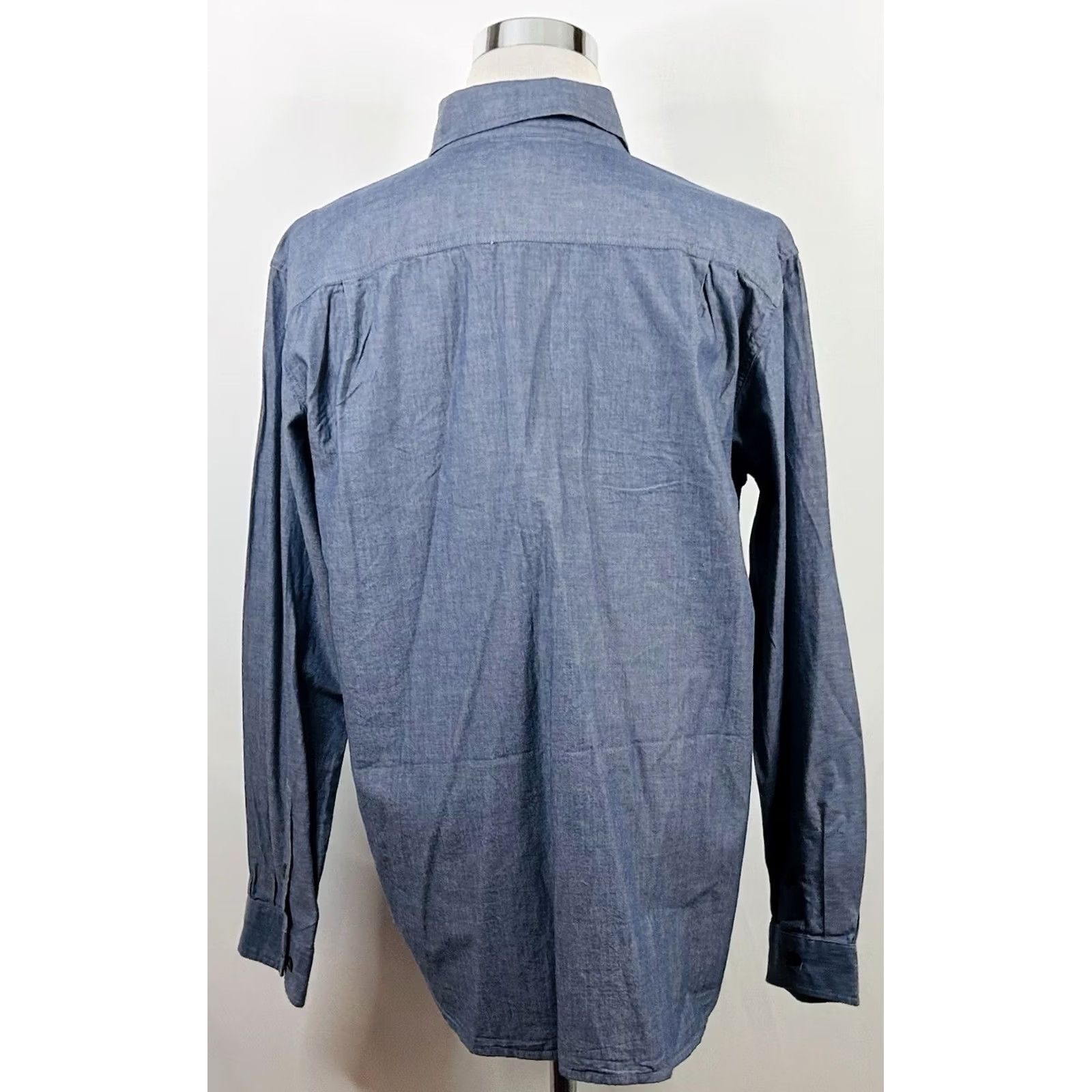 Carhartt NWT Carhartt Large Relaxed Ft Work Shirt Chambray Blue Wash Button Down Cotton Shirt Men L Chambray Blue Wash Button-Down Carhartt NWT Shirt Men L Size US L / EU 52-54 / 3 - 6 Thumbnail