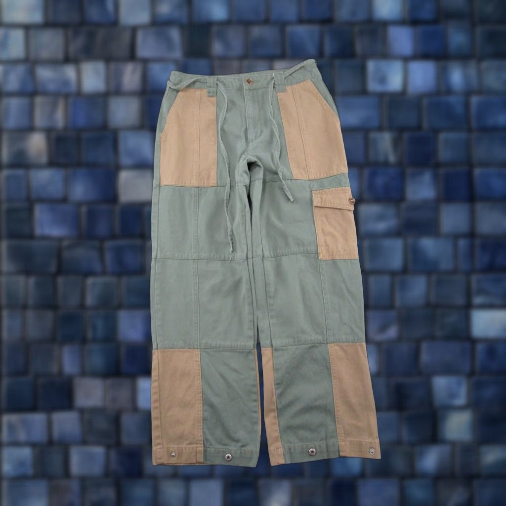 Forever 21 FOREVER 21 Colorblock Cargo Pants Women’s M Baggy Wide Leg Multicolor Casual Pockets Pants Womens Medium 90s? Size 32" / US 10 / IT 46 - 1 Thumbnail