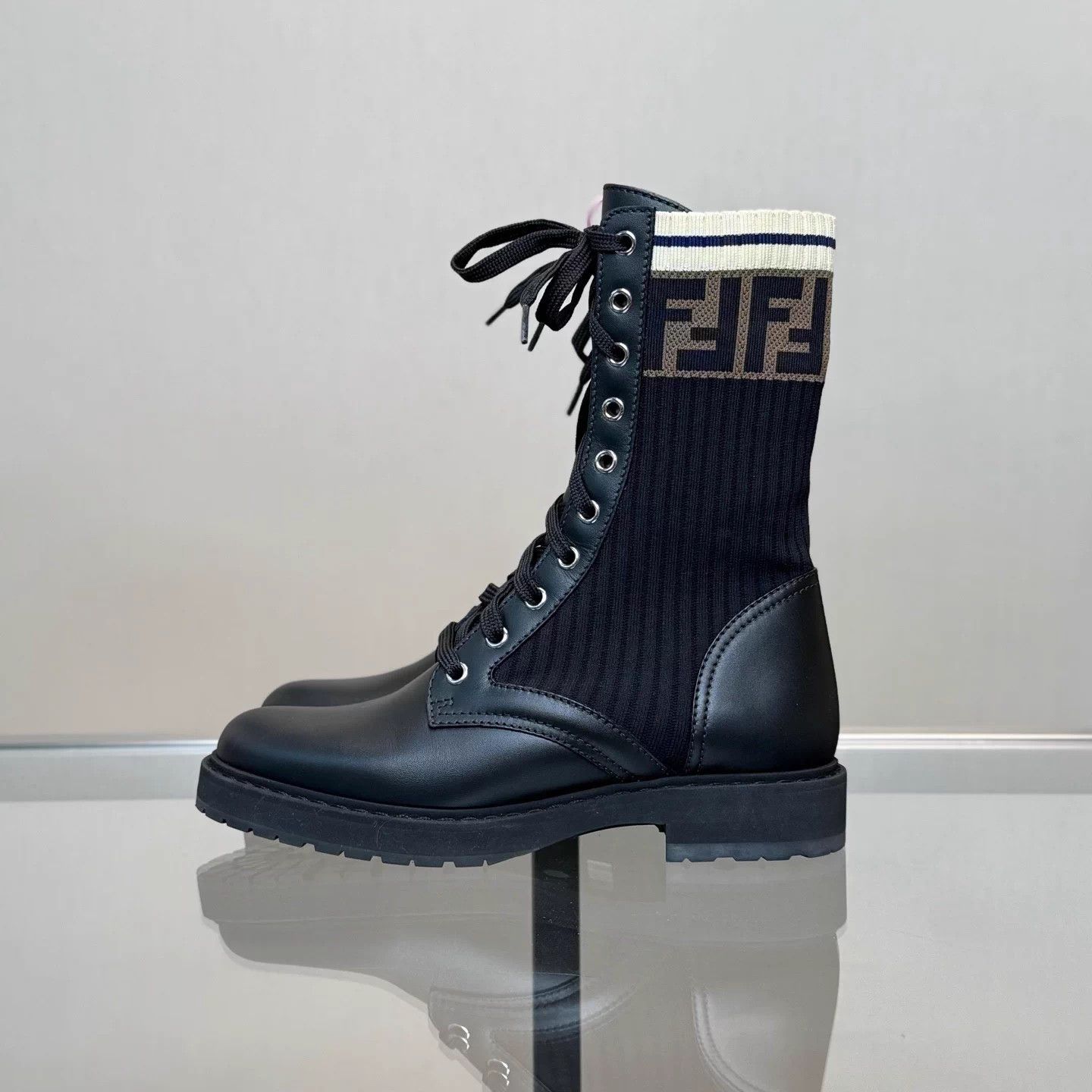 Fendi FENDI Rockoko black FF print martin boots 37 Size US 6.5 / IT 36.5 - 5 Thumbnail