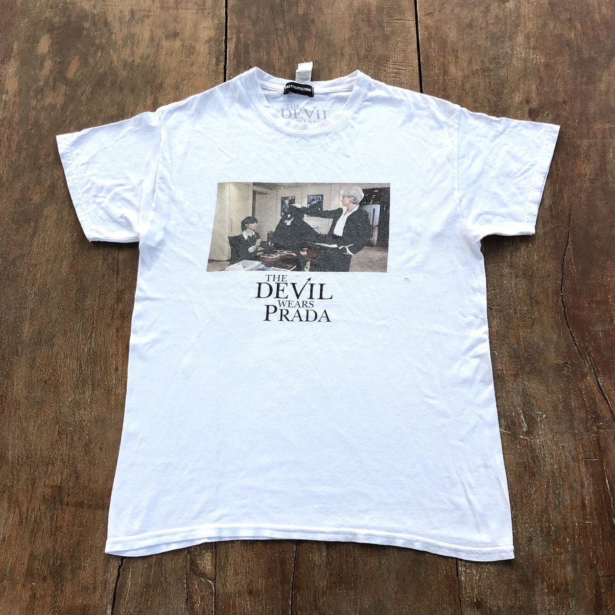 Vintage The Devil Wears Prada Movie Rare Shirt Size US M / EU 48-50 / 2 - 2 Thumbnail