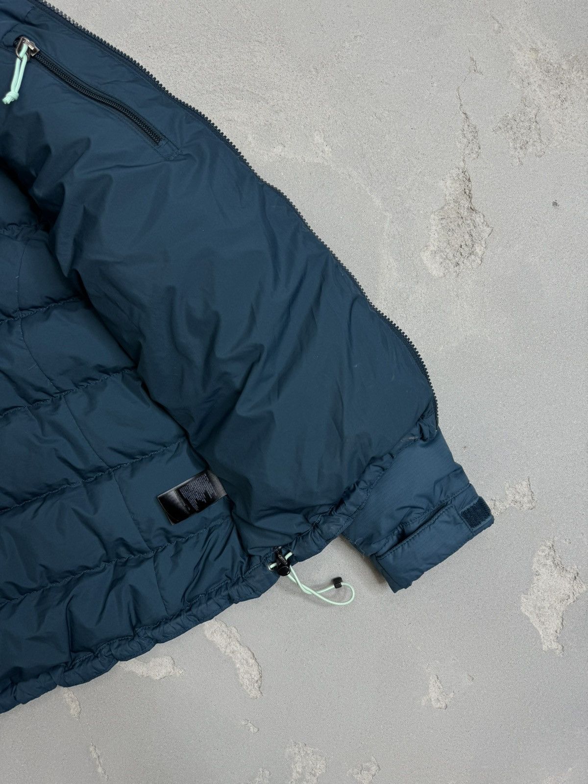 The North Face The North Face Nuptse 700 Puffer Down Jacket Vintage Size M / US 6-8 / IT 42-44 - 11 Thumbnail