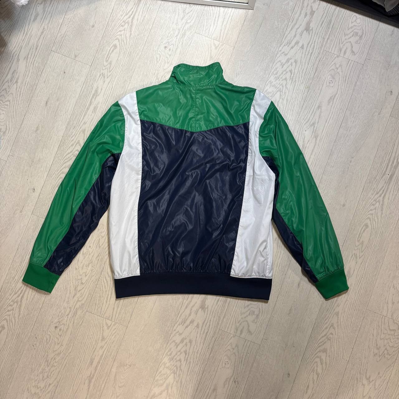 Nike Vintage Nike nylon jacket Size:L Size US L / EU 52-54 / 3 - 2 Thumbnail