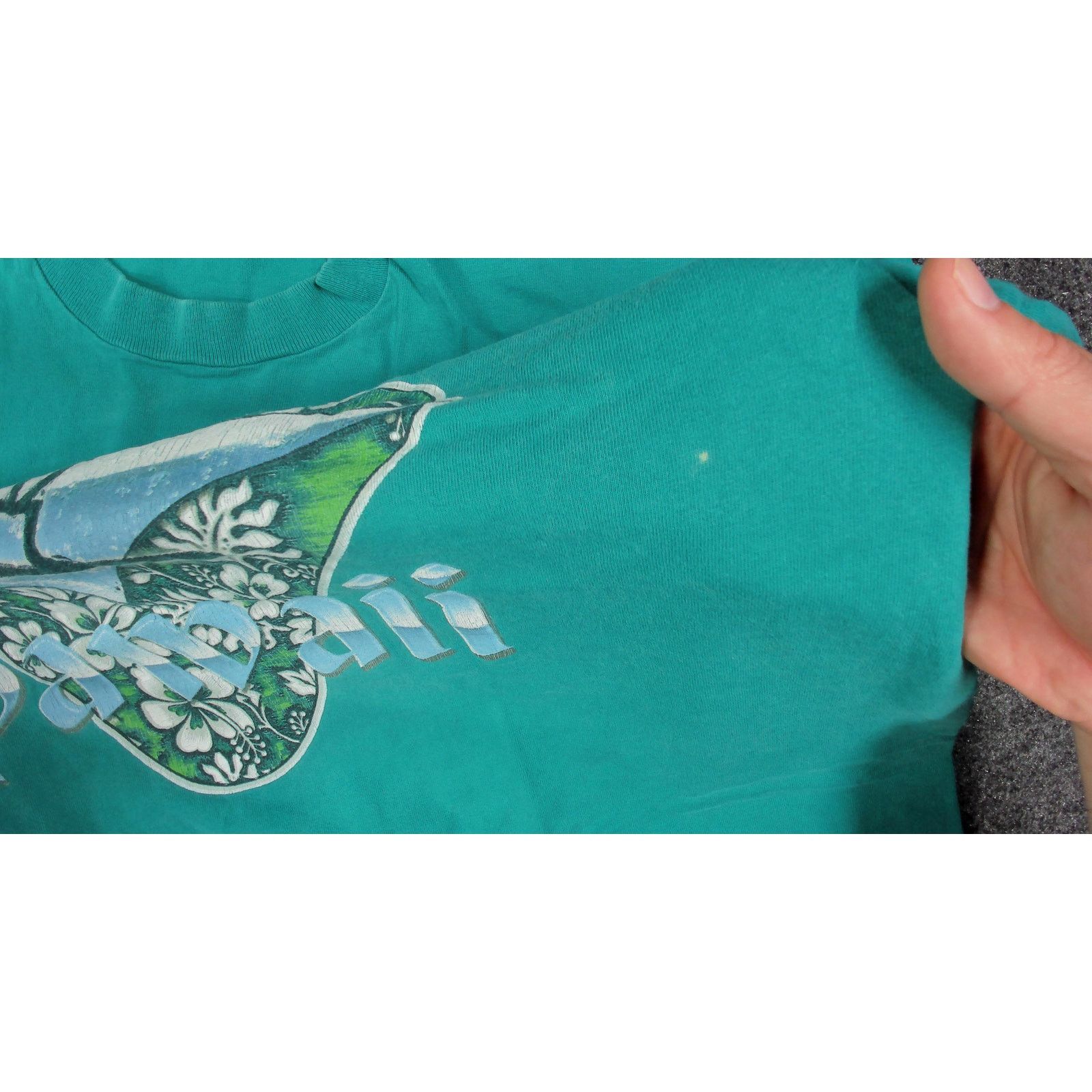 Fruit Of The Loom 90s Fruit of the Loom Single Stitch Hawaii Old English Tee Size US XL / EU 56 / 4 - 9 Thumbnail