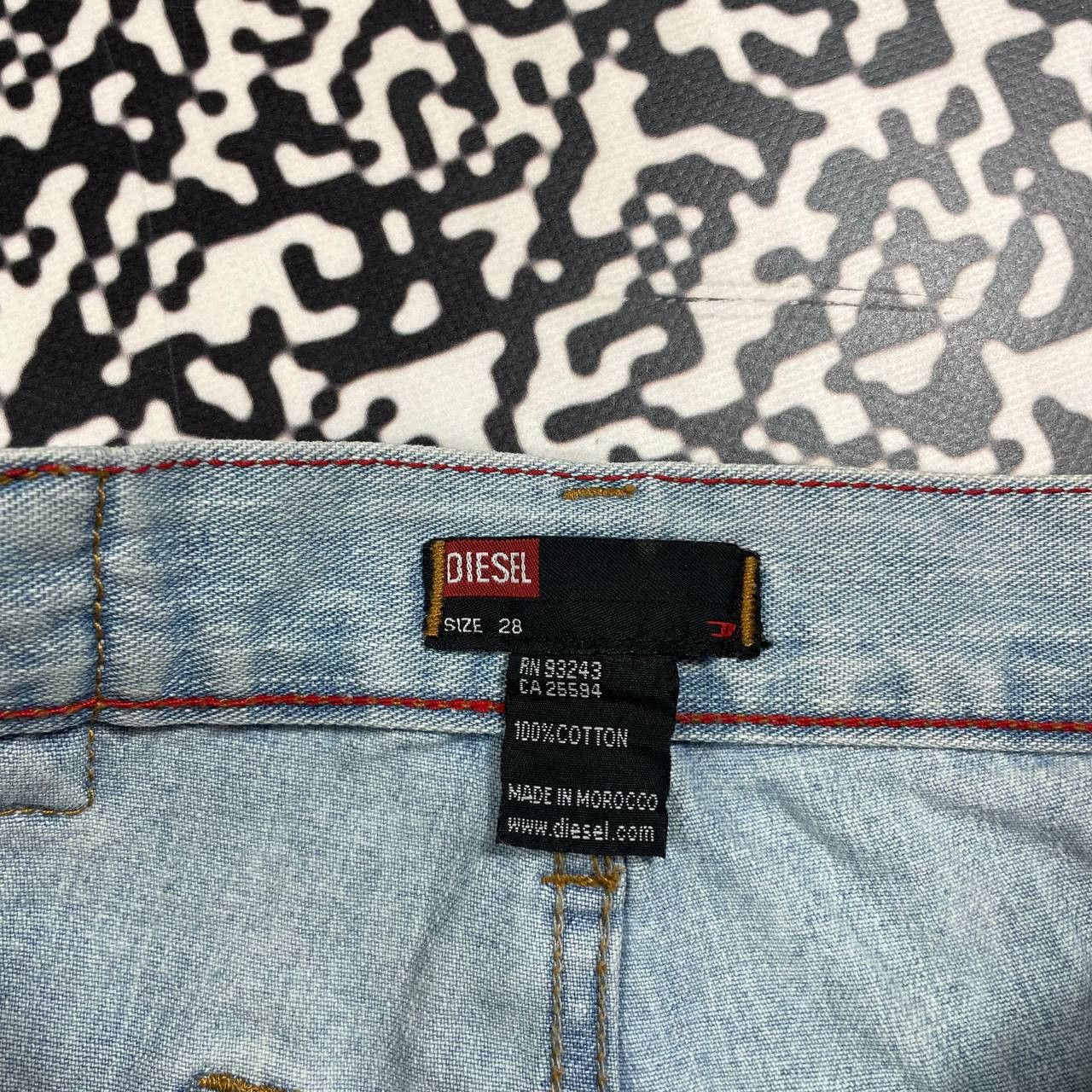 Diesel Vintage Y2K Diesel Distressed Style Mini Shorts 90s Style Size 28" / US 6 / IT 42 - 17 Thumbnail