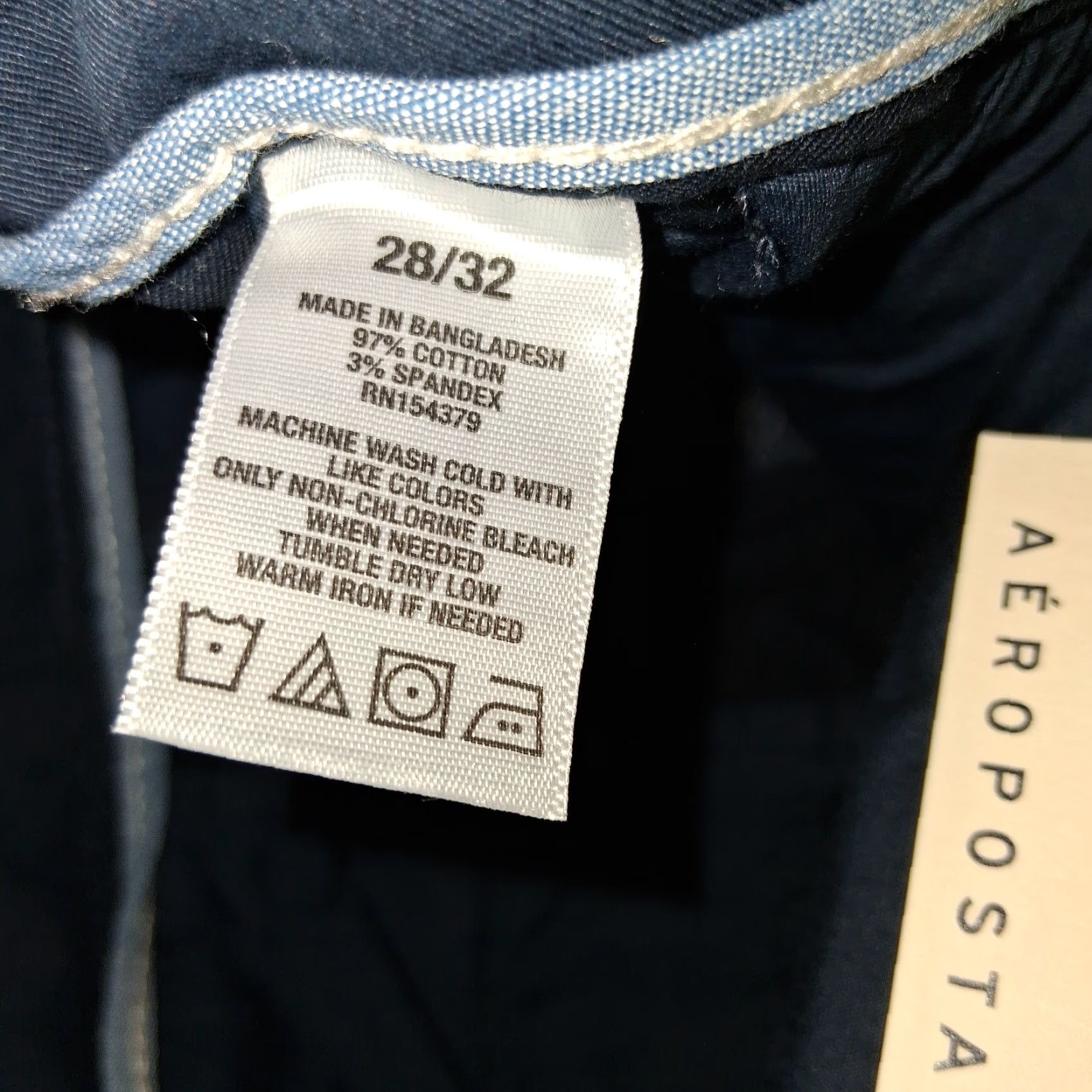 Vintage Aéropostale Chino Pants Men 28 x 32 Navy Blue Twill Relaxed Straight Front Pocket Button Zip Casual New Size US 28 / EU 44 - 6 Thumbnail
