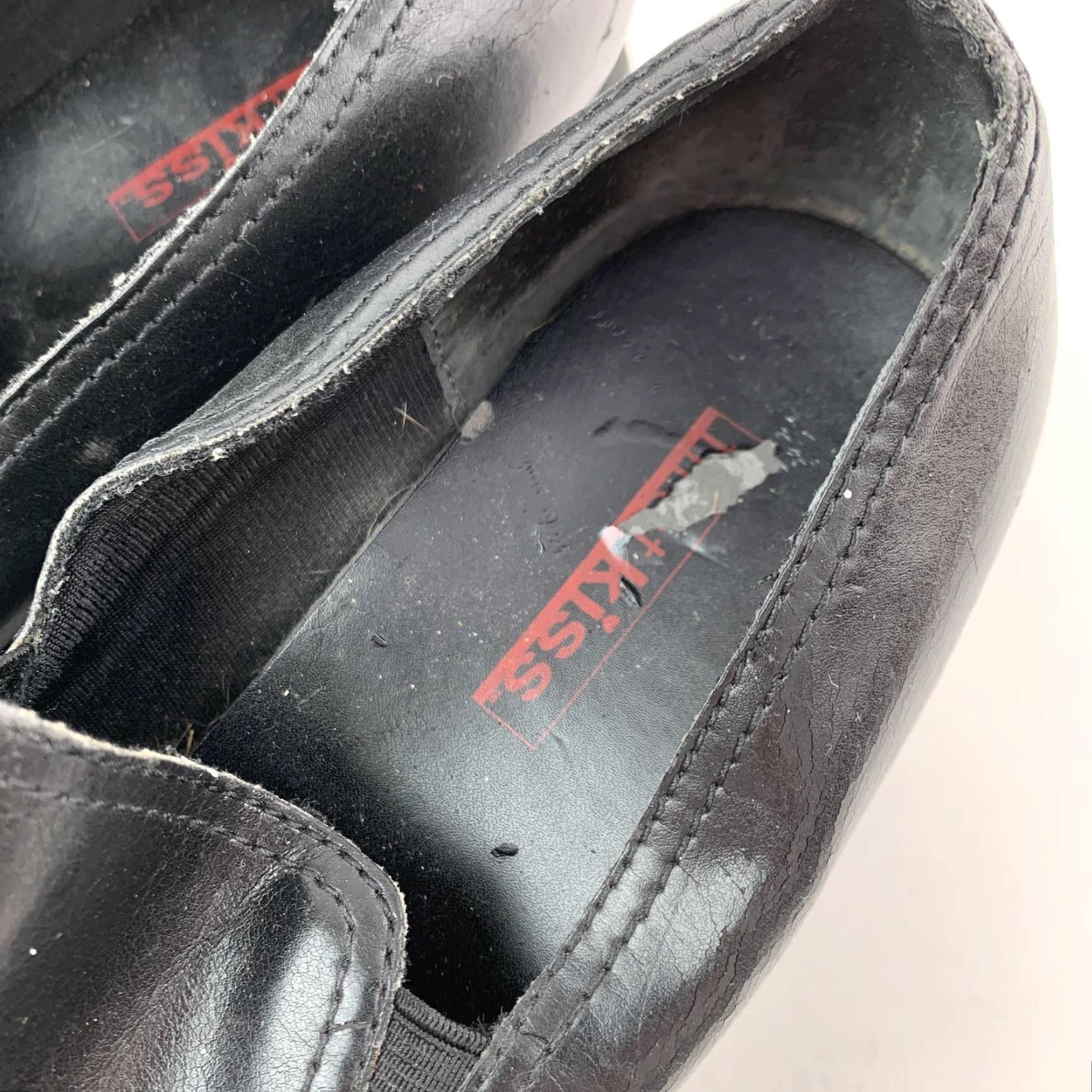 Vintage VINTAGE First Kiss Leather Platform Loafers Women Read First Kiss Black Slip-On 7.5 Round Toe Platform Chunky Heel 3.5in Y2K Grunge 90s Vintage Womens Size US 8 / IT 38 - 4 Thumbnail