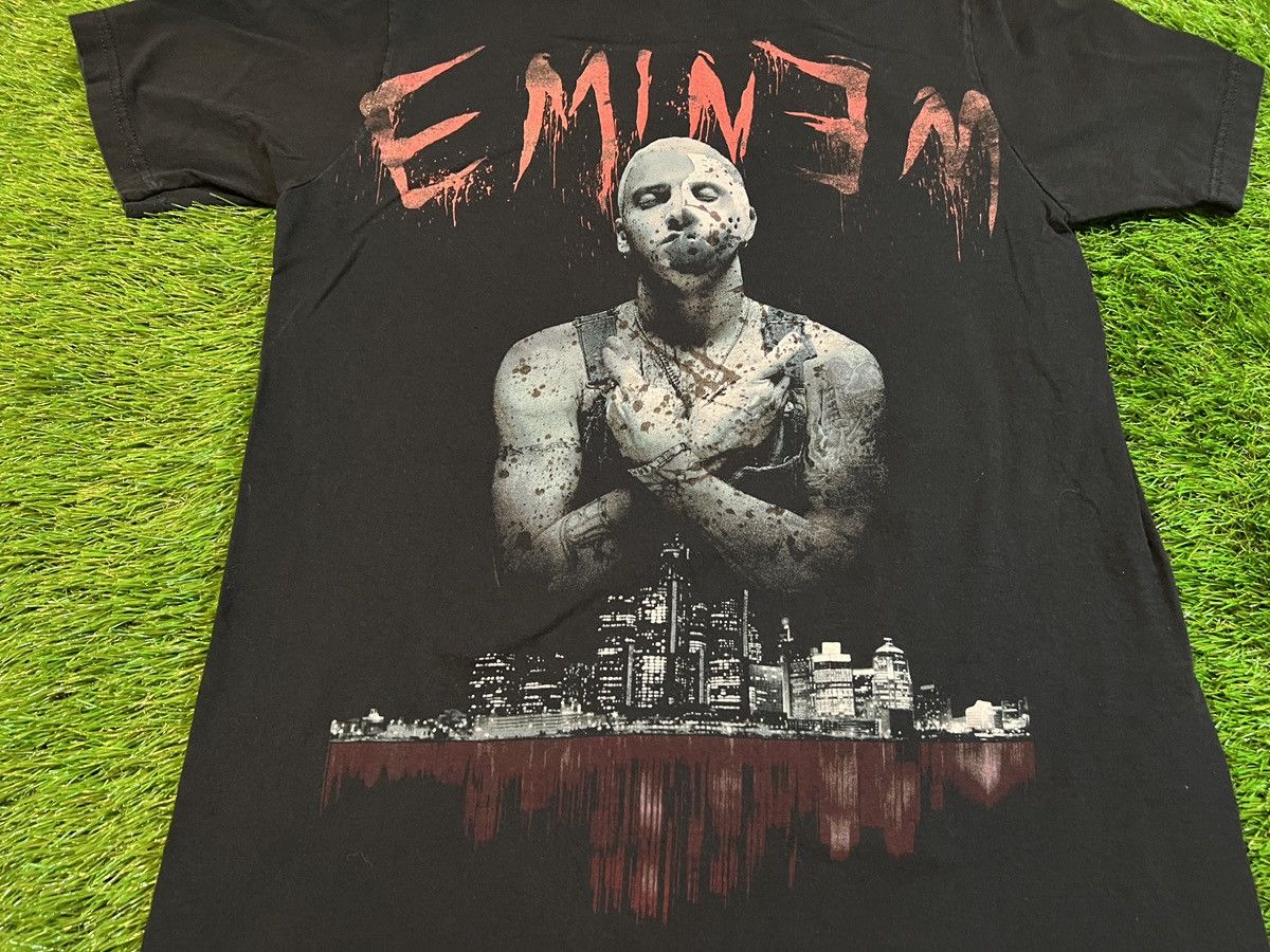 Band Tees × Eminem Eminem - Bloody Horror - Y2K Tour Merch Rap Tee T-Shirt Size US M / EU 48-50 / 2 - 2 Thumbnail