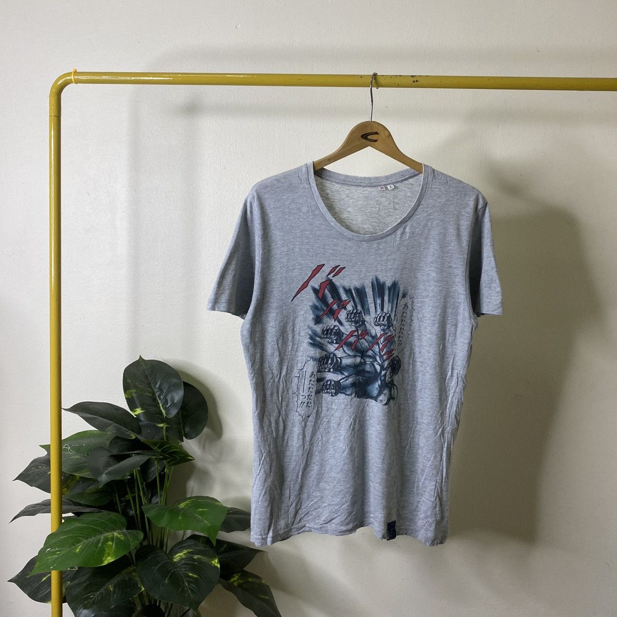 Uniqlo Vintage Anime Fist Of The North Star Collaboration T Shirt Size US M / EU 48-50 / 2 - 1 Thumbnail