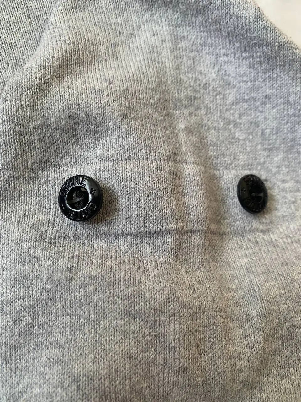 Stone Island Stone Island Classic Crewneck sweater in grey Size M Size US M / EU 48-50 / 2 - 5 Thumbnail